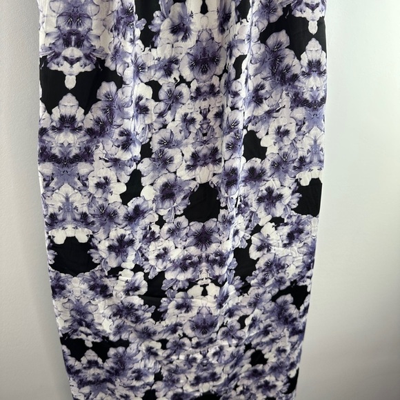 H&M | Floral Polyester Scoop Neck Sleeveless Casual Knee Length Dress sz 6 - Picture 9 of 13